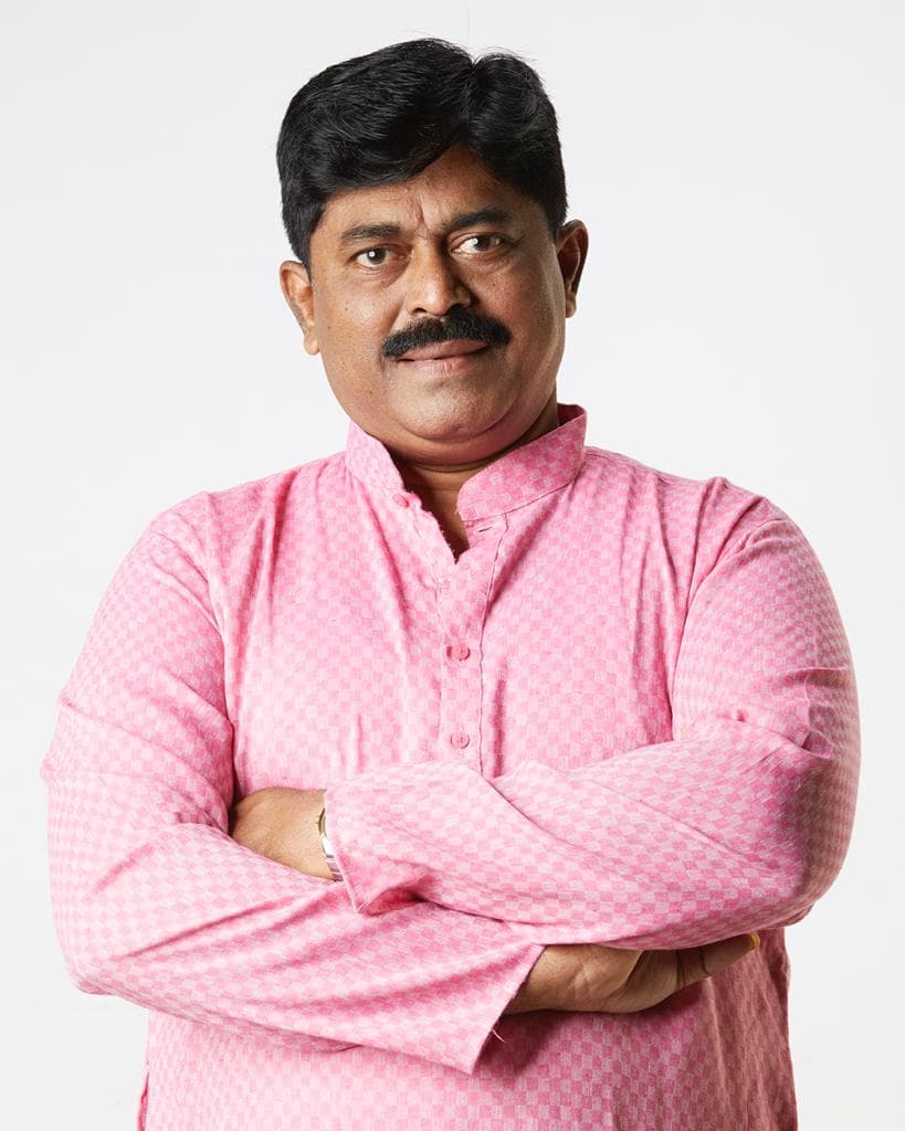 Dr. Narendra Umrikar, founder of Vastu Spandan